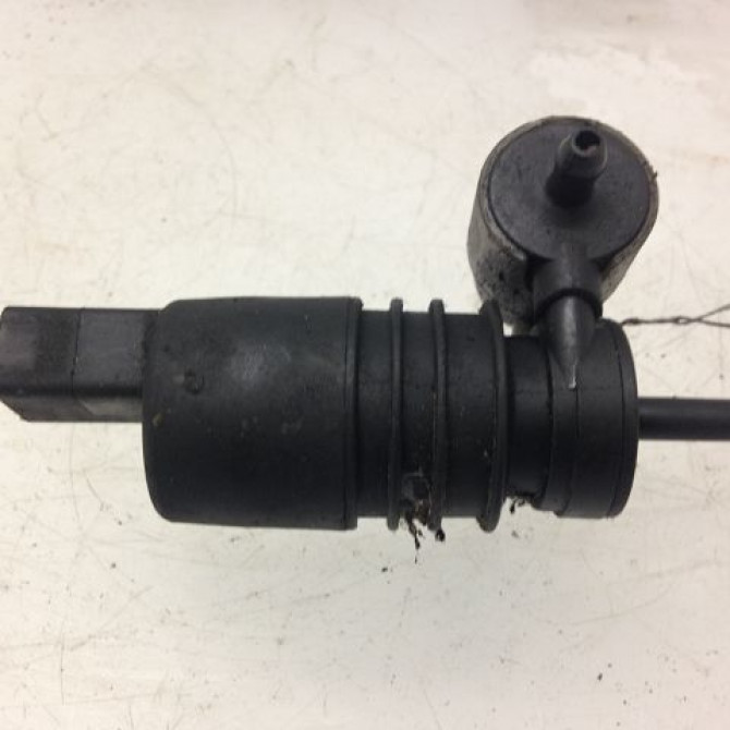 Pompe lave-glace avant occasion VOLKSWAGEN GOLF IV GOLF IV Phase 1 1998-01-01->2005-06-30 1K6955651 2