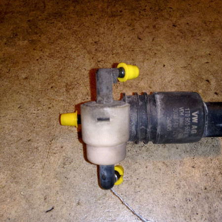 Pompe lave-glace avant occasion AUDI A4 II Phase 2 09-2004->04-2008 1.9 TDI 115ch 1K6955651