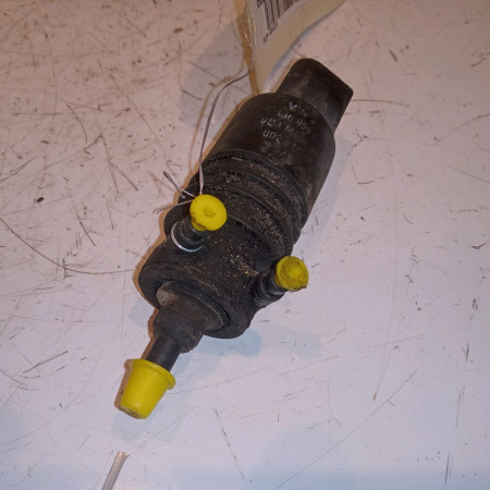 Pompe lave-glace avant occasion SEAT IBIZA III Phase 1 03-2002->03-2006 1.9 SDI 1K6955651