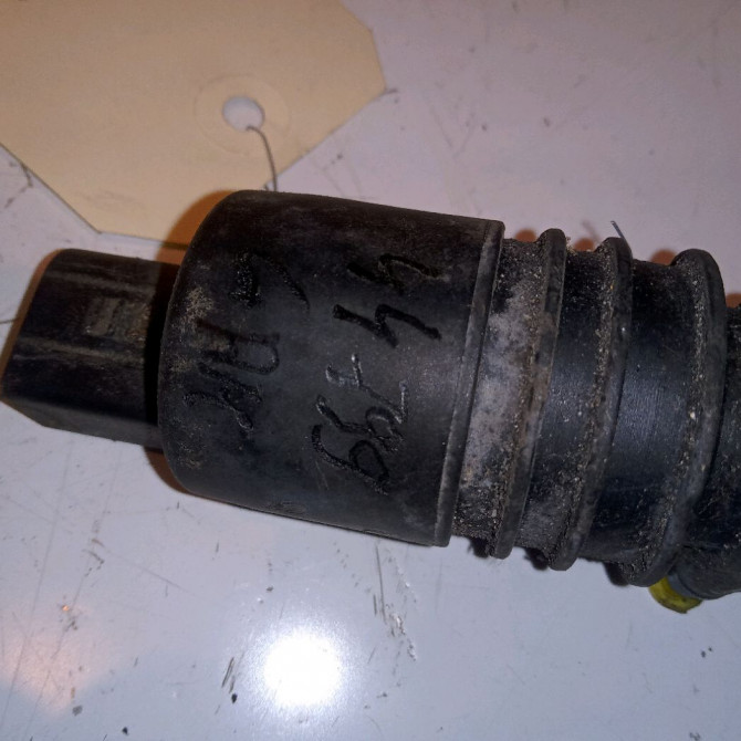 Pompe lave-glace avant occasion SEAT IBIZA III Phase 1 03-2002->03-2006 1.9 SDI 1K6955651 3