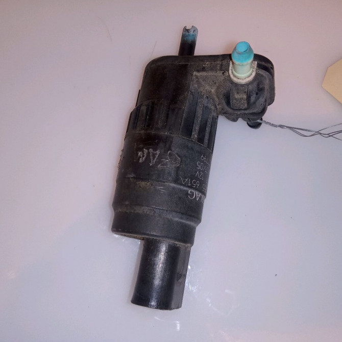 Pompe lave-glace avant occasion SKODA OCTAVIA II Phase 1 06-2004->10-2008 1.9 TDI 105ch 1K6955651 1