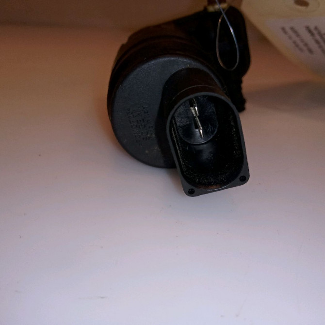 Pompe lave-glace avant occasion AUDI A1 Phase 1 06-2010->03-2015 1.6 TDI 105ch 1K6955651 3