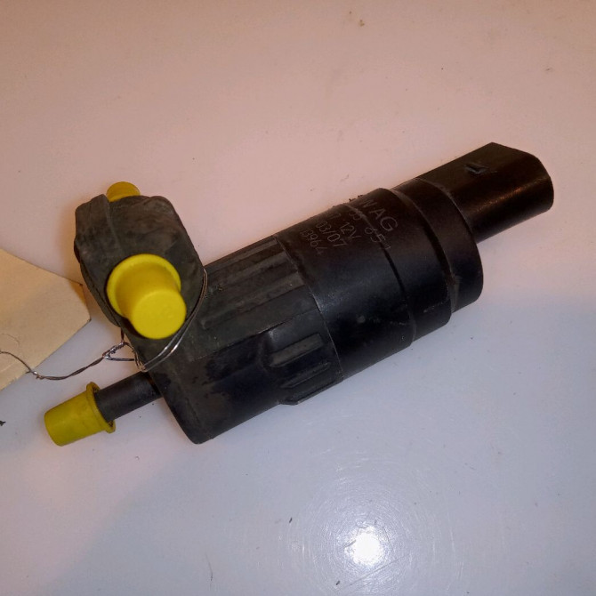 Pompe lave-glace avant occasion VOLKSWAGEN GOLF V Phase 1 11-2003->10-2008 1.9 TDI 105ch 1K6955651 2