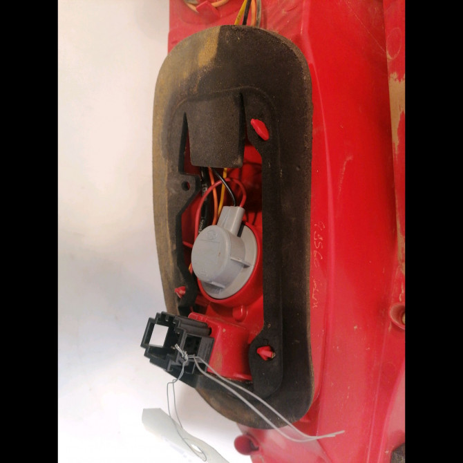 Feu arrière gauche occasion AUDI Q7 I Phase 2 04-2009->04-2015 4L0945093 3