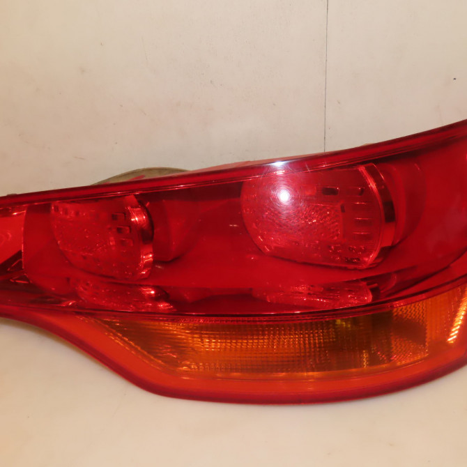 Feu arrière droit occasion AUDI Q7 I Phase 2 04-2009->04-2015 4L0945094 1
