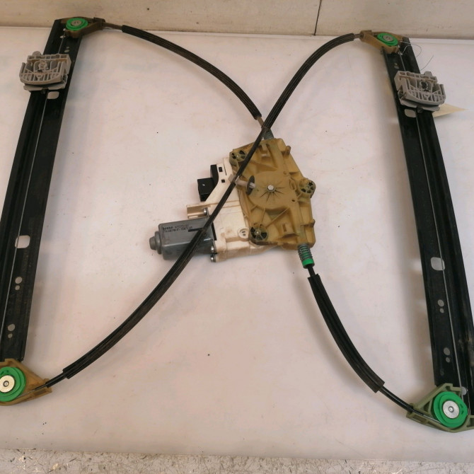 Mecanisme+moteur leve-glace arg occasion AUDI Q7 I Phase 2 04-2009->04-2015 4L0839461D 1