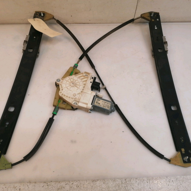 Mecanisme+moteur leve-glace arg occasion AUDI Q7 I Phase 2 04-2009->04-2015 4L0839461D 2