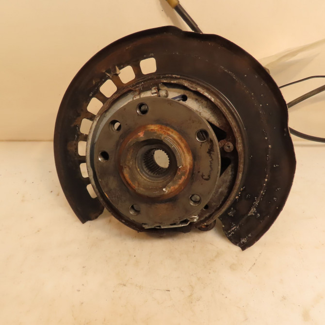 Moyeu arg occasion AUDI Q7 I Phase 2 04-2009->04-2015 7L0501655B 1