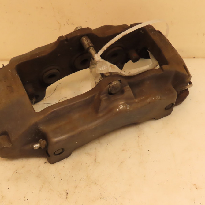 Etrier de frein avant droit occasion AUDI Q7 I Phase 2 04-2009->04-2015 7L6615150 1