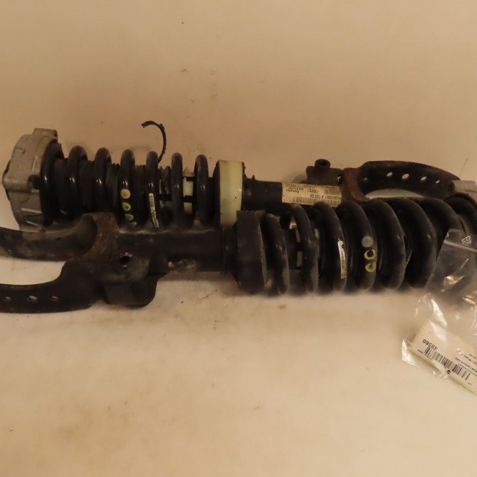 Amortisseur avant droit occasion AUDI Q7 I Phase 2 04-2009->04-2015 4L0413032 1