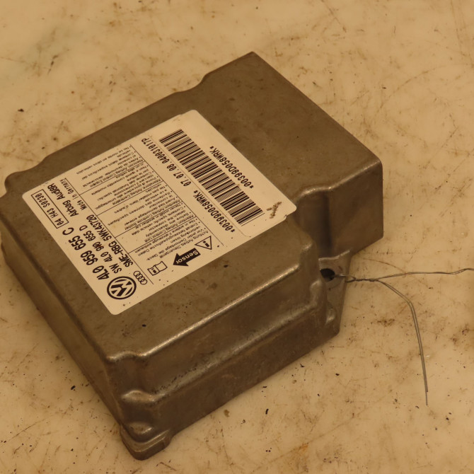 Boitier pyrotechnique occasion AUDI Q7 I Phase 2 04-2009->04-2015 1