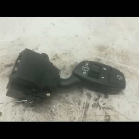 Commande essuie glace occasion B.M.W. SERIE 5 V Phase 1 07-2003->03-2007 530d 218ch 61316924106