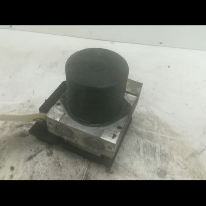 Unité hydraulique ABS occasion B.M.W. SERIE 5 V Phase 1 07-2003->03-2007 530d 218ch 2