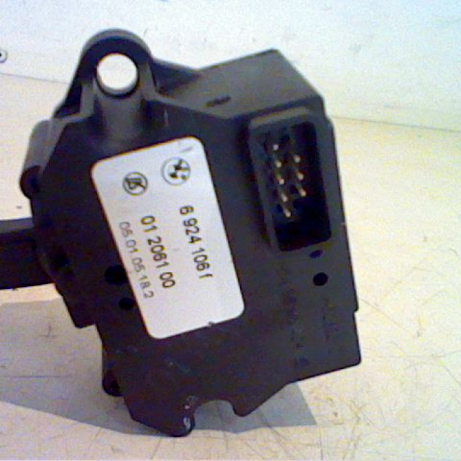 Commande essuie glace occasion B.M.W. SERIE 5 IV Phase 1 12-1995->07-2000 61316924106 3