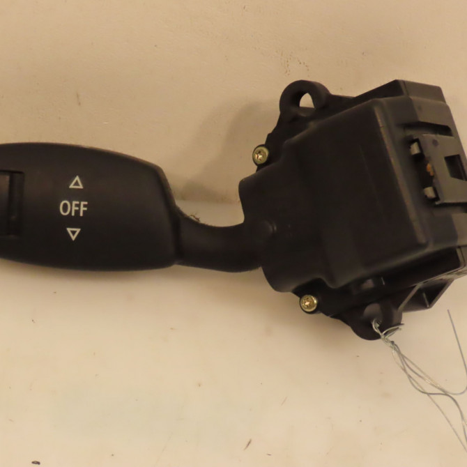 Commande regulateur de vitesse occasion B.M.W. SERIE 5 V Phase 1 07-2003->03-2007 530d 218ch 1