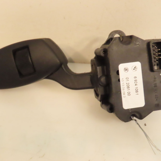 Commande essuie glace occasion B.M.W. SERIE 5 V Phase 1 07-2003->03-2007 530d 218ch 61316924106 2