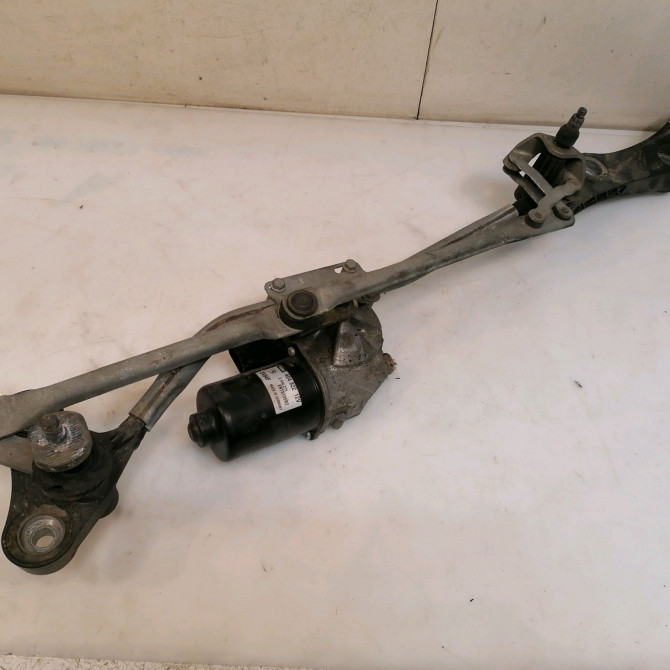 Moteur essuie-glace avant occasion B.M.W. SERIE 5 V Phase 1 07-2003->03-2007 530d 218ch 61617194029 1