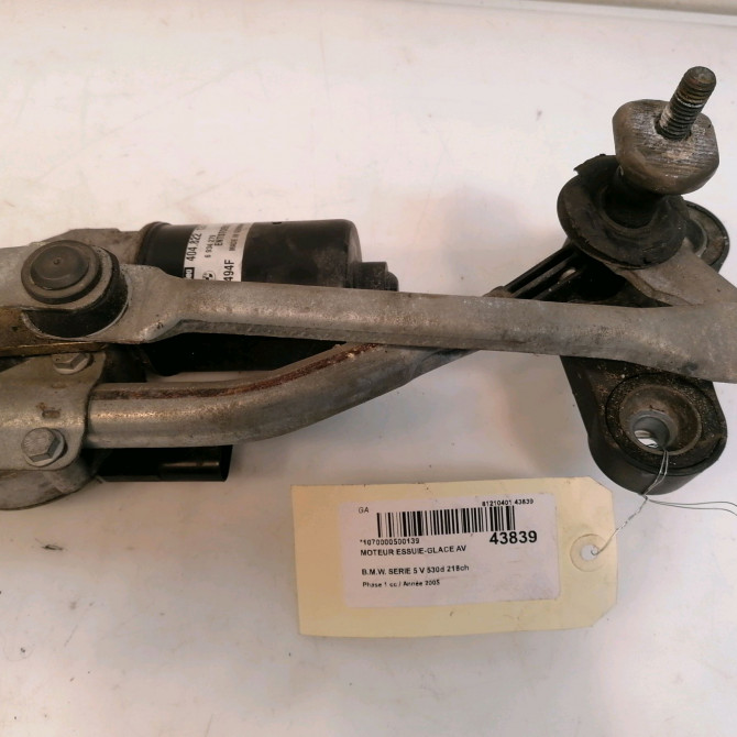 Moteur essuie-glace avant occasion B.M.W. SERIE 5 V Phase 1 07-2003->03-2007 530d 218ch 61617194029 6