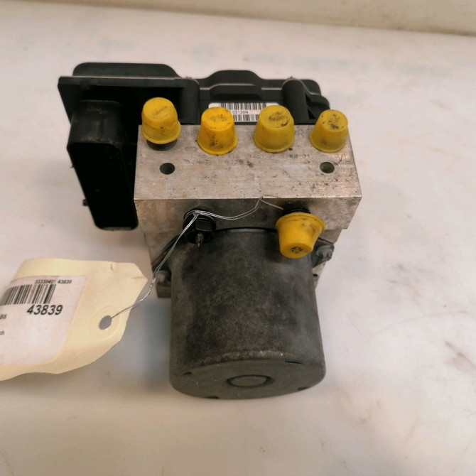 Unité hydraulique ABS occasion B.M.W. SERIE 5 V Phase 1 07-2003->03-2007 530d 218ch 1