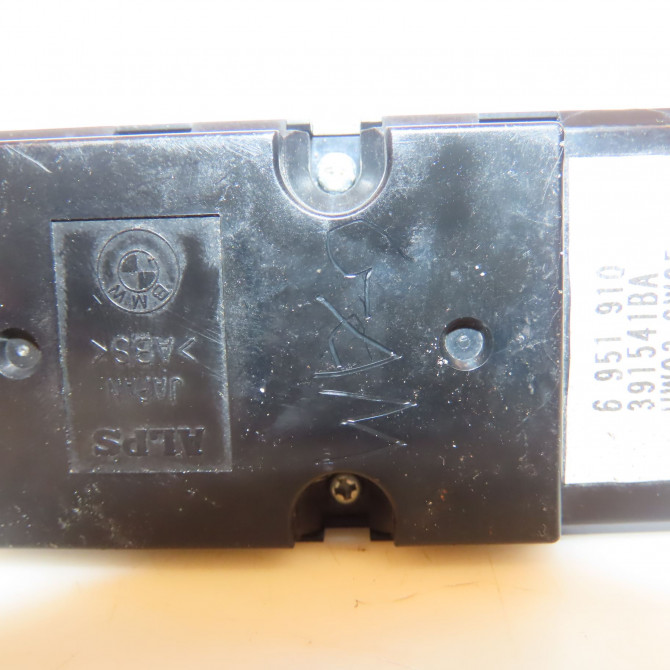 Commande lève-glace porte avant gauche occasion B.M.W. SERIE 5 V Phase 1 07-2003->03-2007 530d 218ch 2