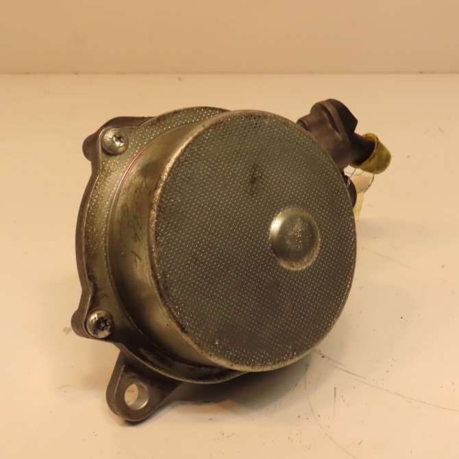 Pompe a vide occasion B.M.W. SERIE 3 IV Phase 1 04-1995->04-1999 320D 150ch 11667795142 2