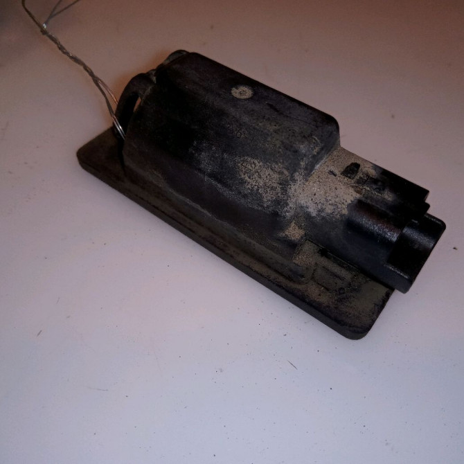 Eclaireur plaque de police g occasion PEUGEOT 308 I 6340G9 2