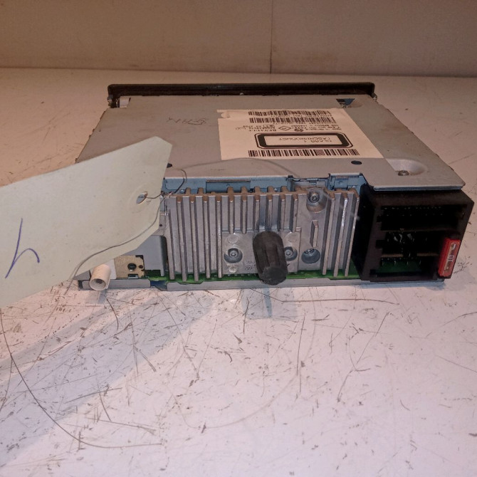 Autoradio occasion RENAULT TWINGO II Phase 1 06-2007->11-2011 1.2i 16v 75ch 2