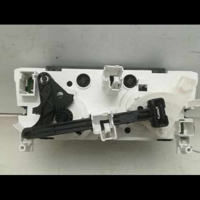 Commande de chauffage occasion PEUGEOT 308 I Phase 2 04-2011->12-2014 1.6 HDI 92ch 6452G1 2