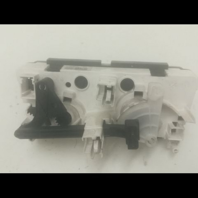 Commande de chauffage occasion PEUGEOT 308 I Phase 1 09-2007->03-2011 1.6 HDI 8v 90ch 6452G1 2