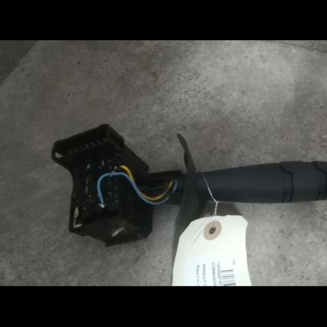 Commande clignotant occasion RENAULT CLIO II Phase 2 06-2001->07-2006 1.5 DCI 65ch 7701066570 2