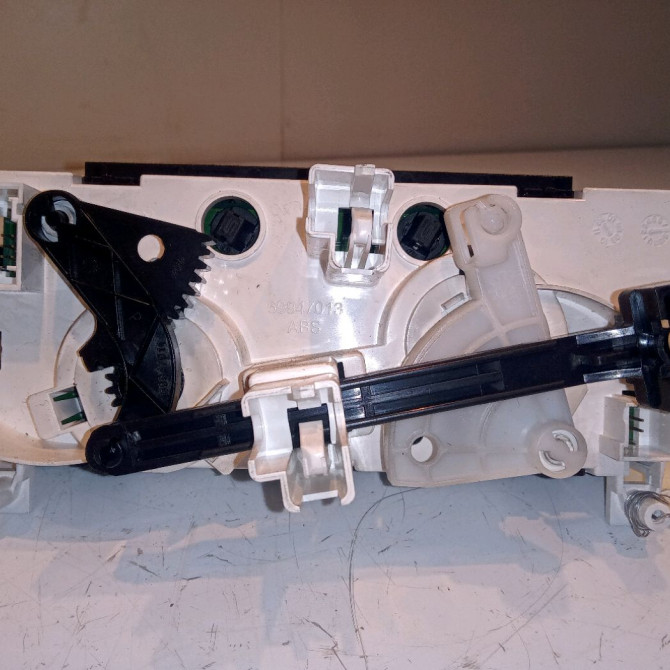 Commande de chauffage occasion PEUGEOT 308 I Phase 1 09-2007->03-2011 1.6 HDI 16v 90ch 6452G1 2