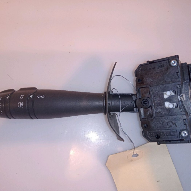 Commande clignotant occasion RENAULT CLIO II 7701066570 1