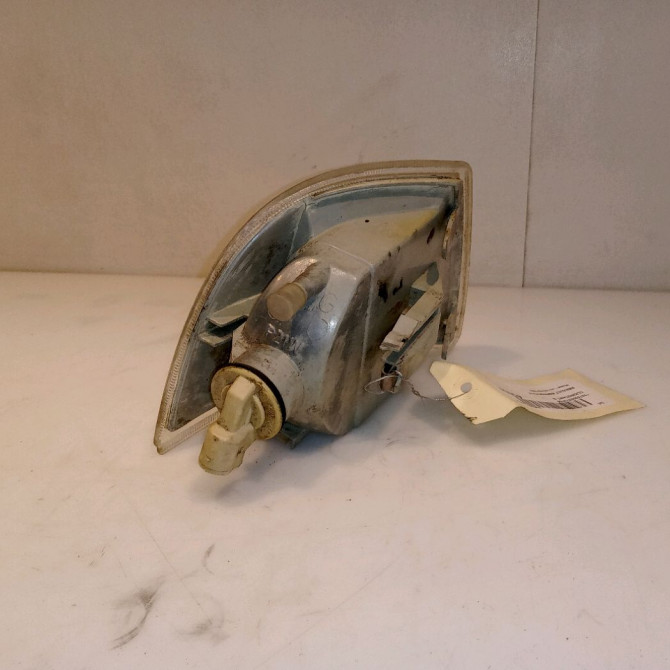 Clignotant gauche occasion RENAULT ESPACE II Phase 1 04-1991->02-1995 2.2i 110ch 3