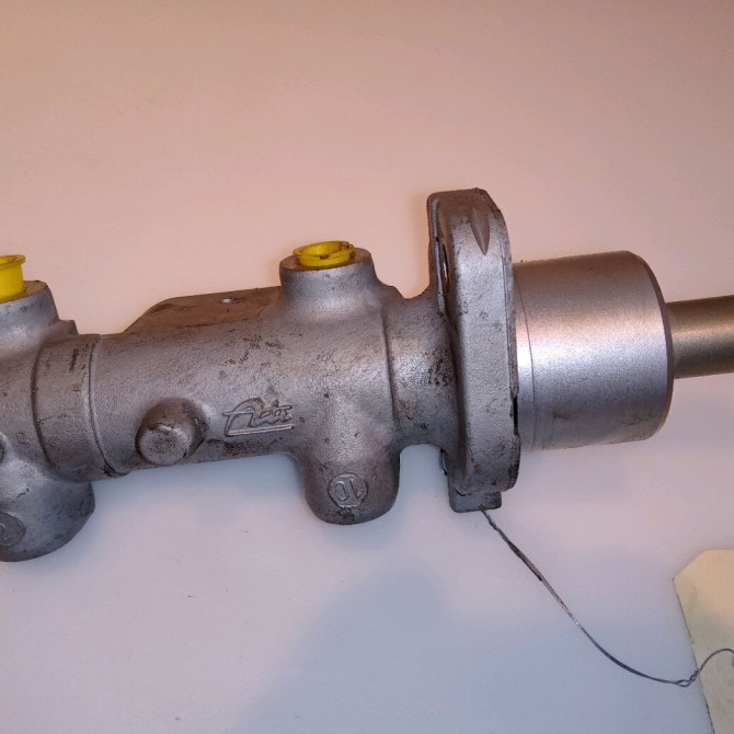 Maitre cylindre occasion PEUGEOT 206 + Phase 1 03-2009->05-2013 1.1i 60ch 4601H5 2