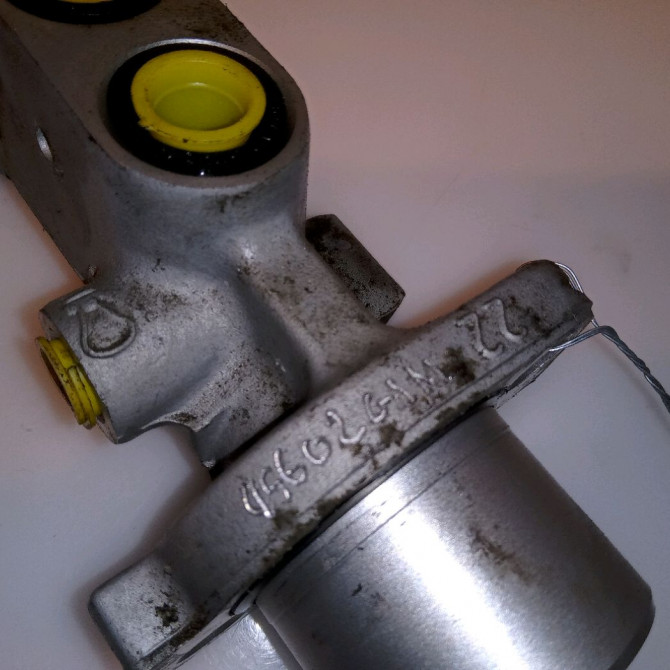 Maitre cylindre occasion PEUGEOT 206 + Phase 1 03-2009->05-2013 1.1i 60ch 4601H5 3