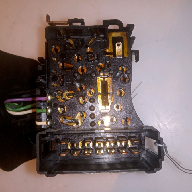 Commande clignotant occasion RENAULT CLIO CAMPUS II Phase 1 07-2006->07-2009 1.5 DCI 65ch 7701066570 3