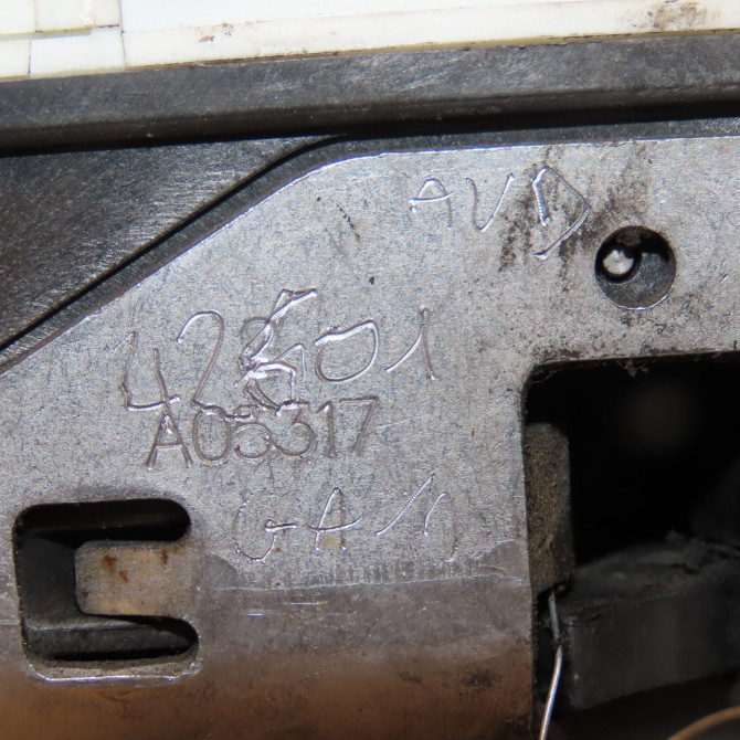 Serrure porte avd occasion PEUGEOT 5008 I Phase 1 11-2009->12-2013 1.6 HDI 112ch 9800623080 2