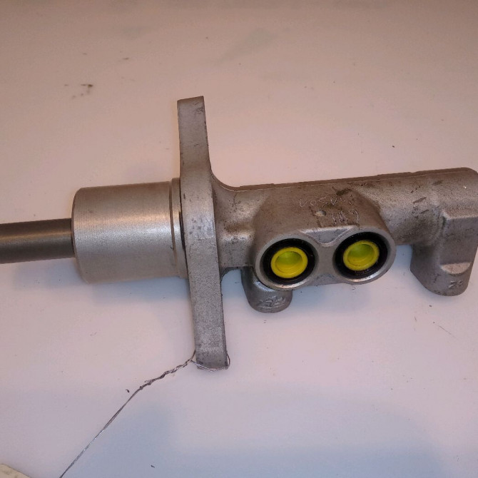 Maitre cylindre occasion CITROEN C5 II Phase 1 04-2008->... 2.0 HDi 140ch 4601Y7 4