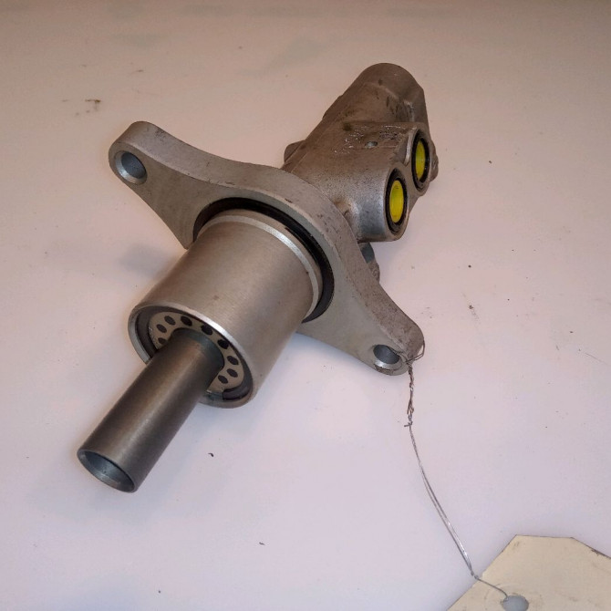 Maitre cylindre occasion CITROEN C5 II Phase 1 04-2008->... 2.0 HDi 140ch 4601Y7 5