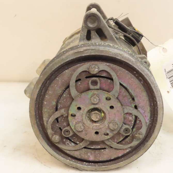 Compresseur air conditionne occasion NISSAN TERRANO I 92600VK110 1