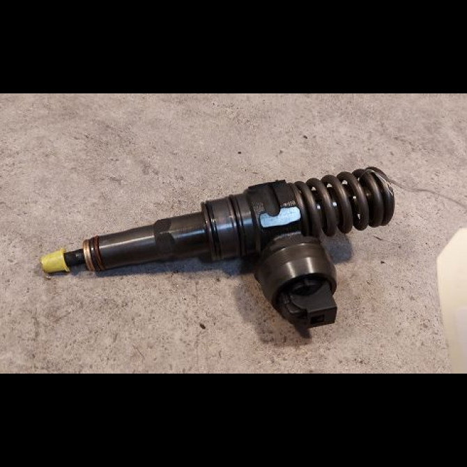 Injecteur occasion SEAT IBIZA III Phase 2 03-2006->06-2009 1.4 TDI 70ch 38130073BN 1