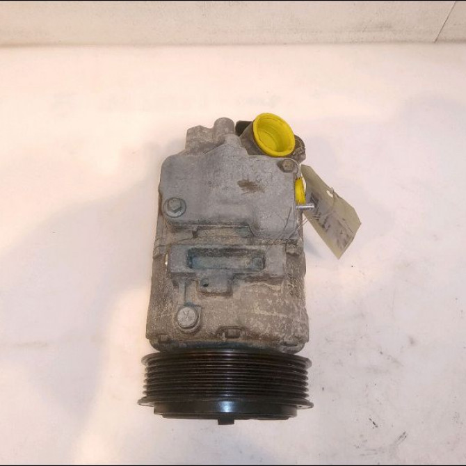 Compresseur air conditionne occasion VOLKSWAGEN POLO IV Phase 2 05-2005->09-2009 6Q0820808F 2