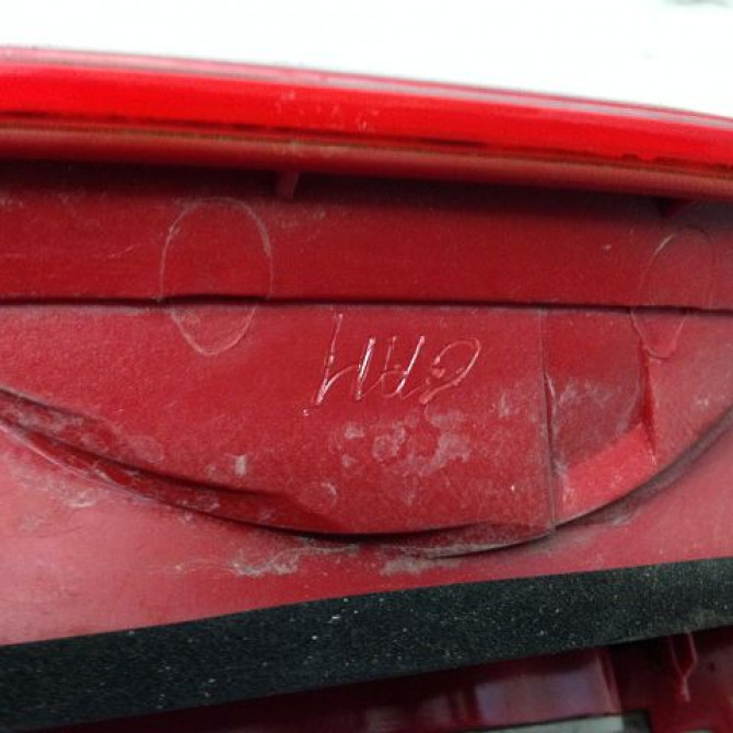 Feu arrière droit occasion VOLKSWAGEN PASSAT IV Phase 2 10-2000->03-2005 1.9 TDI 130ch 3B5945096AE 4