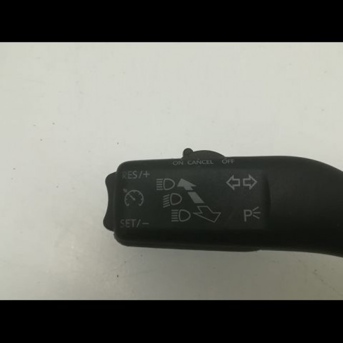 Commande clignotant occasion VOLKSWAGEN GOLF V Phase 1 11-2003->10-2008 1.9 TDI 105ch 3C8941431AXSH 2