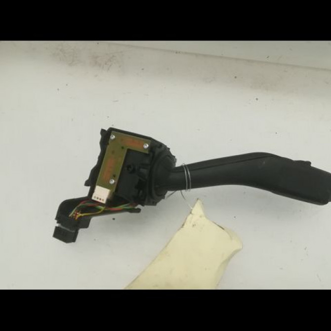 Commande clignotant occasion VOLKSWAGEN GOLF V Phase 1 11-2003->10-2008 1.9 TDI 105ch 3C8941431AXSH 3