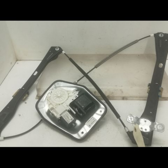 Mecanisme + moteur lève-glace avant droit occasion VOLKSWAGEN JETTA III Phase 1 09-2005->12-2010 1.9 TDI 105ch 1K5837462B 1
