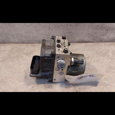 Unité hydraulique ABS occasion VOLKSWAGEN PASSAT IV Phase 2 10-2000->03-2005 1.9 TDI 100ch 4B0614517J