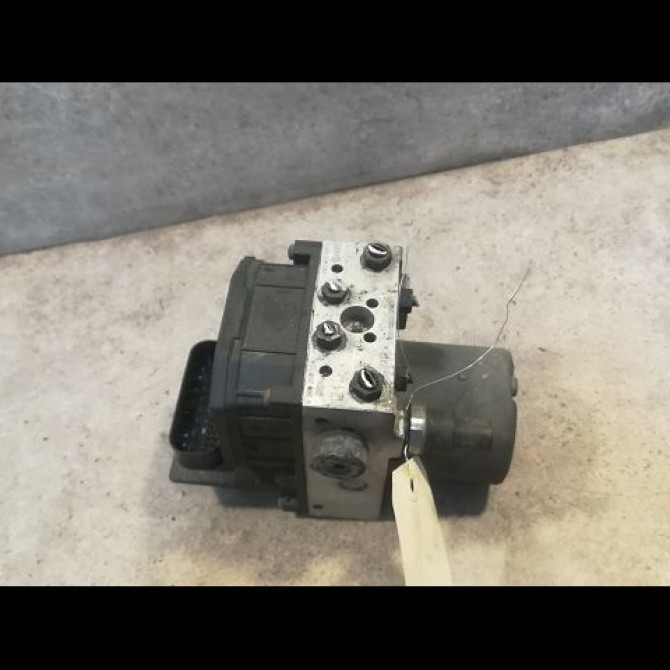 Unité hydraulique ABS occasion VOLKSWAGEN PASSAT IV Phase 2 10-2000->03-2005 4B0614517J 1