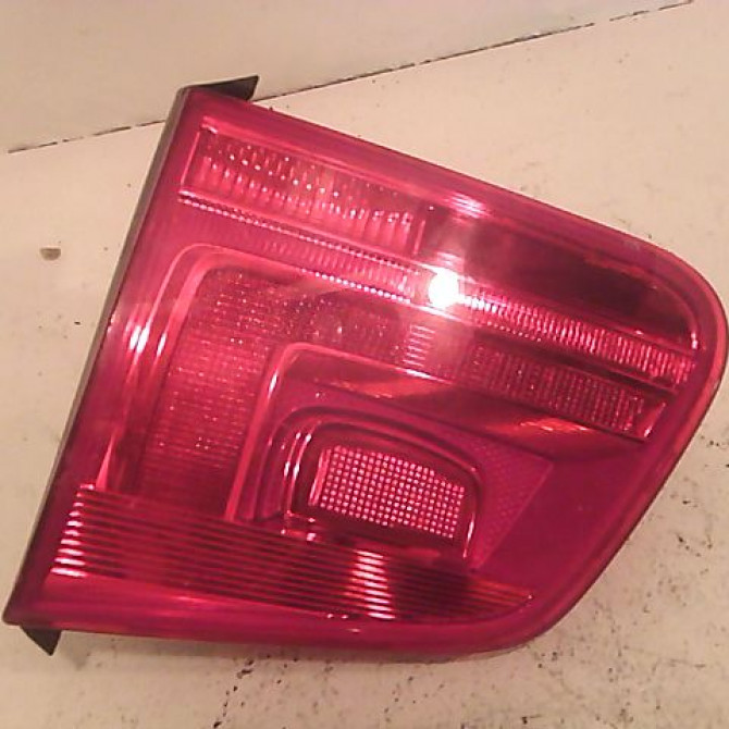 Feu arrière intérieur droit occasion VOLKSWAGEN TIGUAN I TIGUAN I Phase 2 2011-04-01->2016-12-31 2.0 TDI 140ch 5N0945094H 1