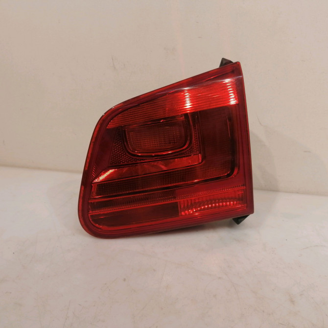 Feu arrière intérieur droit occasion VOLKSWAGEN TIGUAN I TIGUAN I Phase 2 2011-04-01->2016-12-31 2.0 TDI 110ch 5N0945094H 1